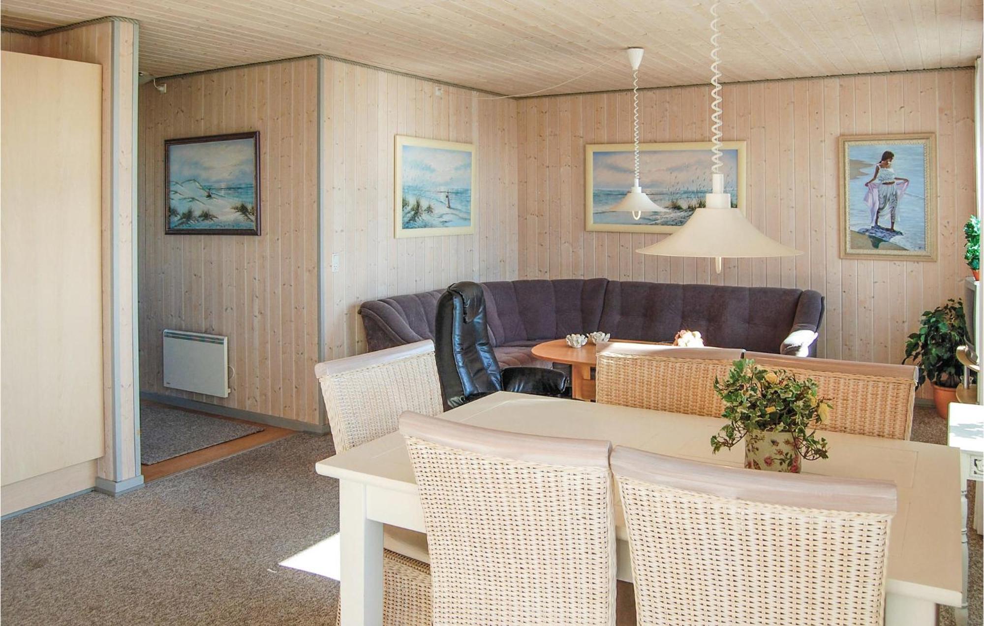 2 Bedroom Gorgeous Home In Hvide Sande Havrvig Exterior photo